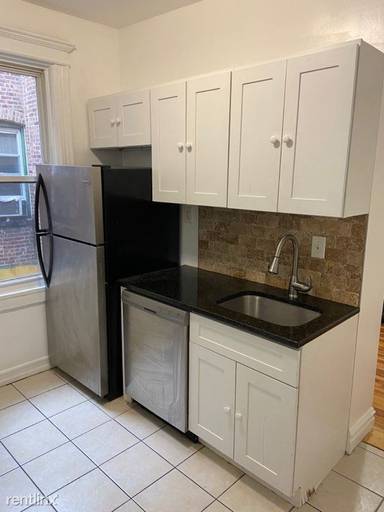 Main picture of 52 63rd St