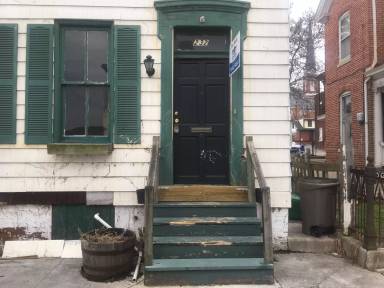 Main picture of 232 E Philadelphia St