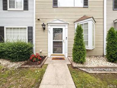 Main picture of 131 Rosebrooks Dr