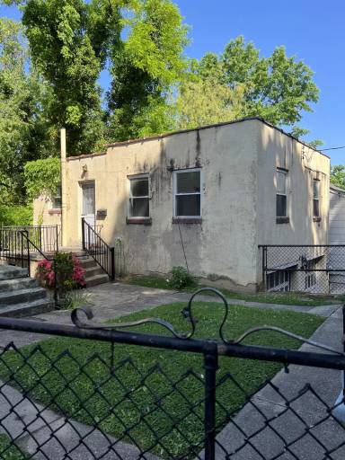 Main picture of 112 Shepherd Ave