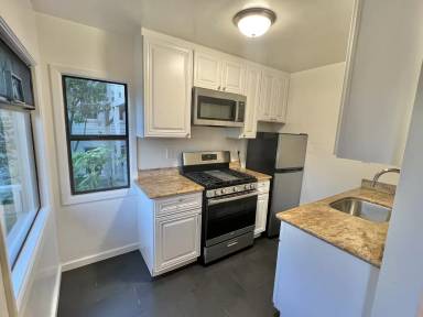 Main picture of 1610 Vallejo St