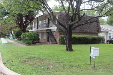 Main picture of 5836 Locke Ave