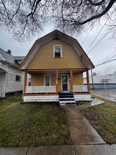 Main picture of 1213 Montrose Ave