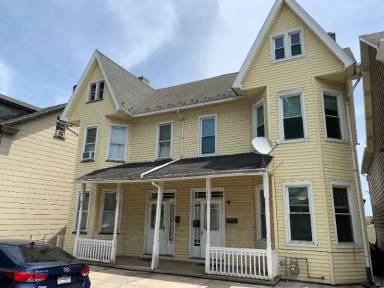 Main picture of 148 S 17th St