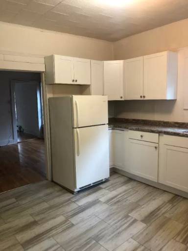 Main picture of 120 Colchester Ave