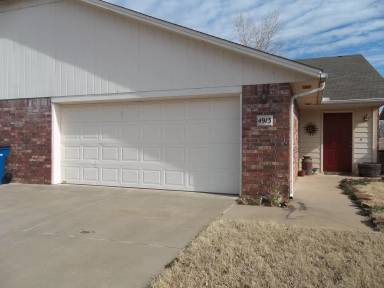 Main picture of 4907 N Britton Dr