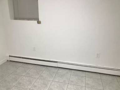 Main picture of 1616 Paulding Ave