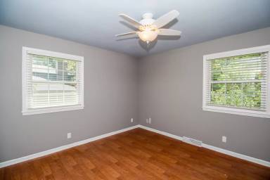 Main picture of 1517 S West Lexington Cir