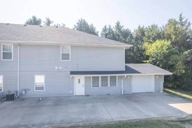 Main picture of 609 Doe Run Ct - C