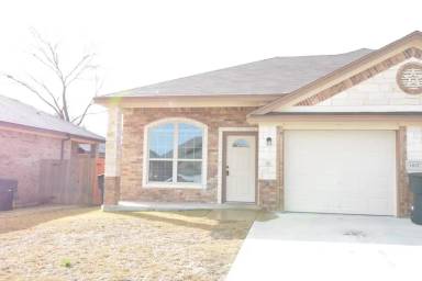 Main picture of 608 Paseo del Plata