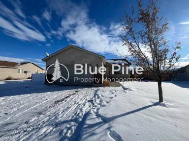 Main picture of 2332 Gladys Dr