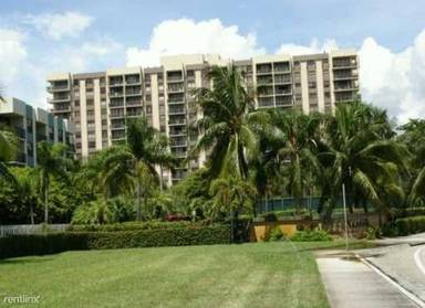 Main picture of Greenwich Condominium