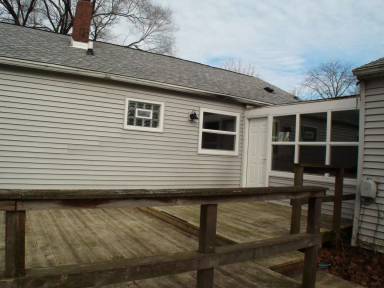Main picture of 413 Hessel Blvd
