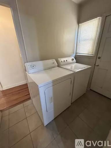 Main picture of 1758 Glendon Ave