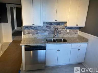 Main picture of 8938 S Exchange Ave