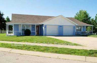 Main picture of 403 N Austin St