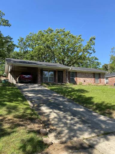 Main picture of 6409 Osage Dr