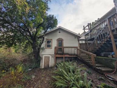 Main picture of 6491 SW Capitol Hwy
