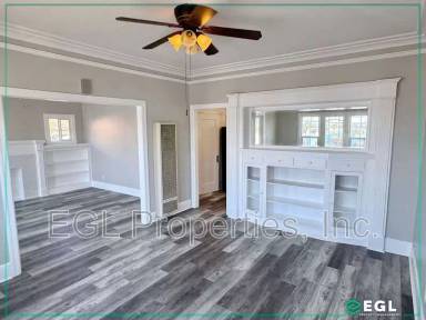 Main picture of 804 Forest Ave