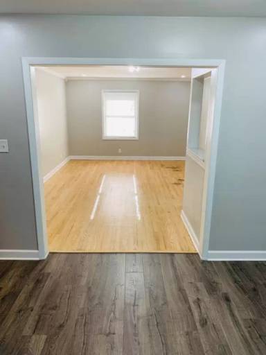 Main picture of 2731 W Elm Rd