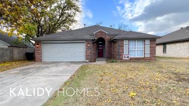 Main picture of 10104 Fairfax Ln