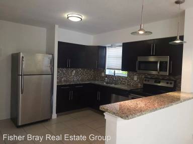 Main picture of 2500 SW 18th Ter