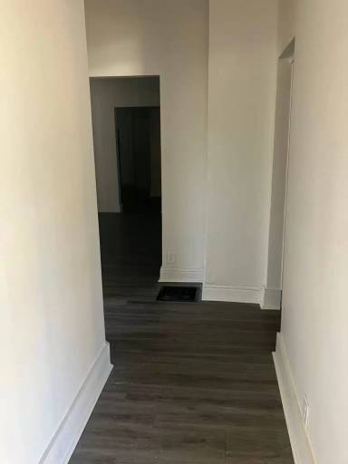 Main picture of 803 E Washington St