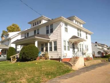 Main picture of 800 Broad Ave NW