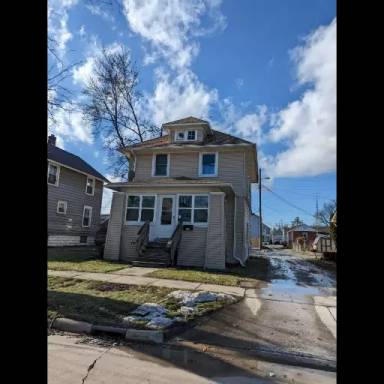 Main picture of AMK Holdings, LLC - 3257 Cloverdale