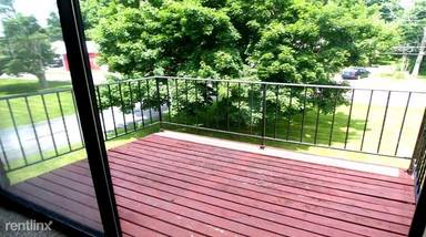 Main picture of 12, 14, 16 Lake Street