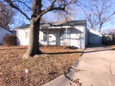 Main picture of 253 N Nelson Ave