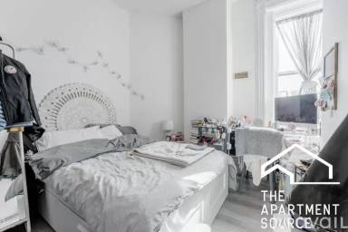 Main picture of 2022 S Throop St