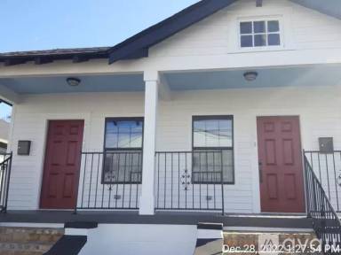 Main picture of 3028 Baronne St