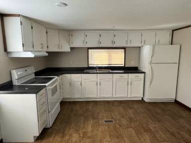 Main picture of 4664 Highway 30 W