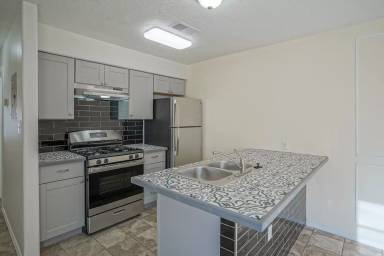 Main picture of 5800 Central Ave SW