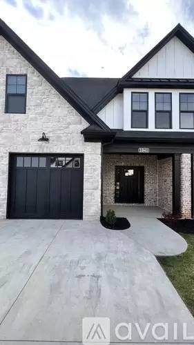 Main picture of 1041 S Westyn Loop