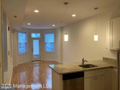 Main picture of 915 N 19th St