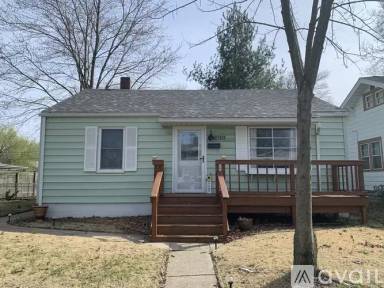 Main picture of 2165 Crawford St