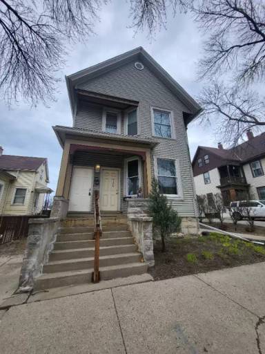 Main picture of 1326 S 9th St