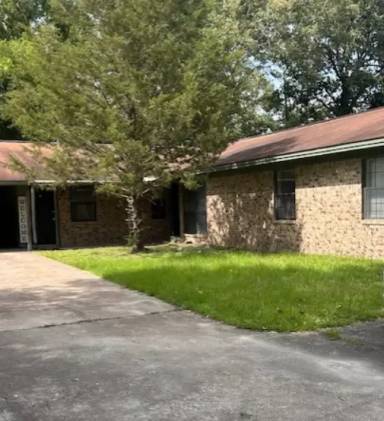 Main picture of 111 Hummingbird Ln