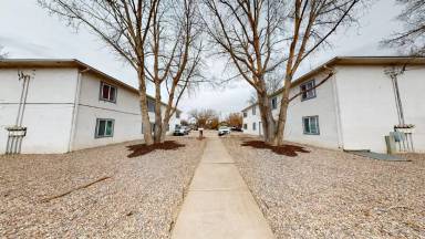 Main picture of 862 N 5th St