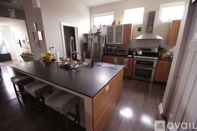 Main picture of 509 E 24th St