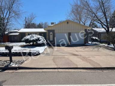 Main picture of 12756 E Exposition Ave