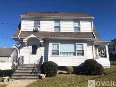 Main picture of 34 Harold St