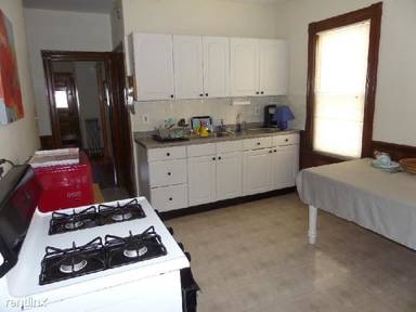 Main picture of 7 Belknap St