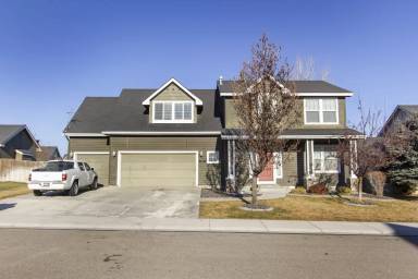 Main picture of 828 W Tropical Dr