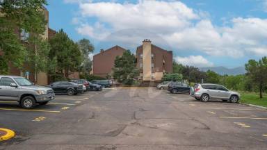 Main picture of 128 W Rockrimmon Blvd