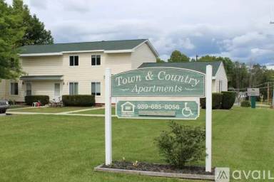 Main picture of 104 Linton St