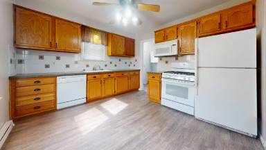 Main picture of 28744 Maple St