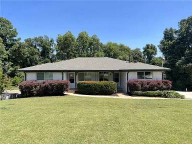 Main picture of 2058 Nettie Ct